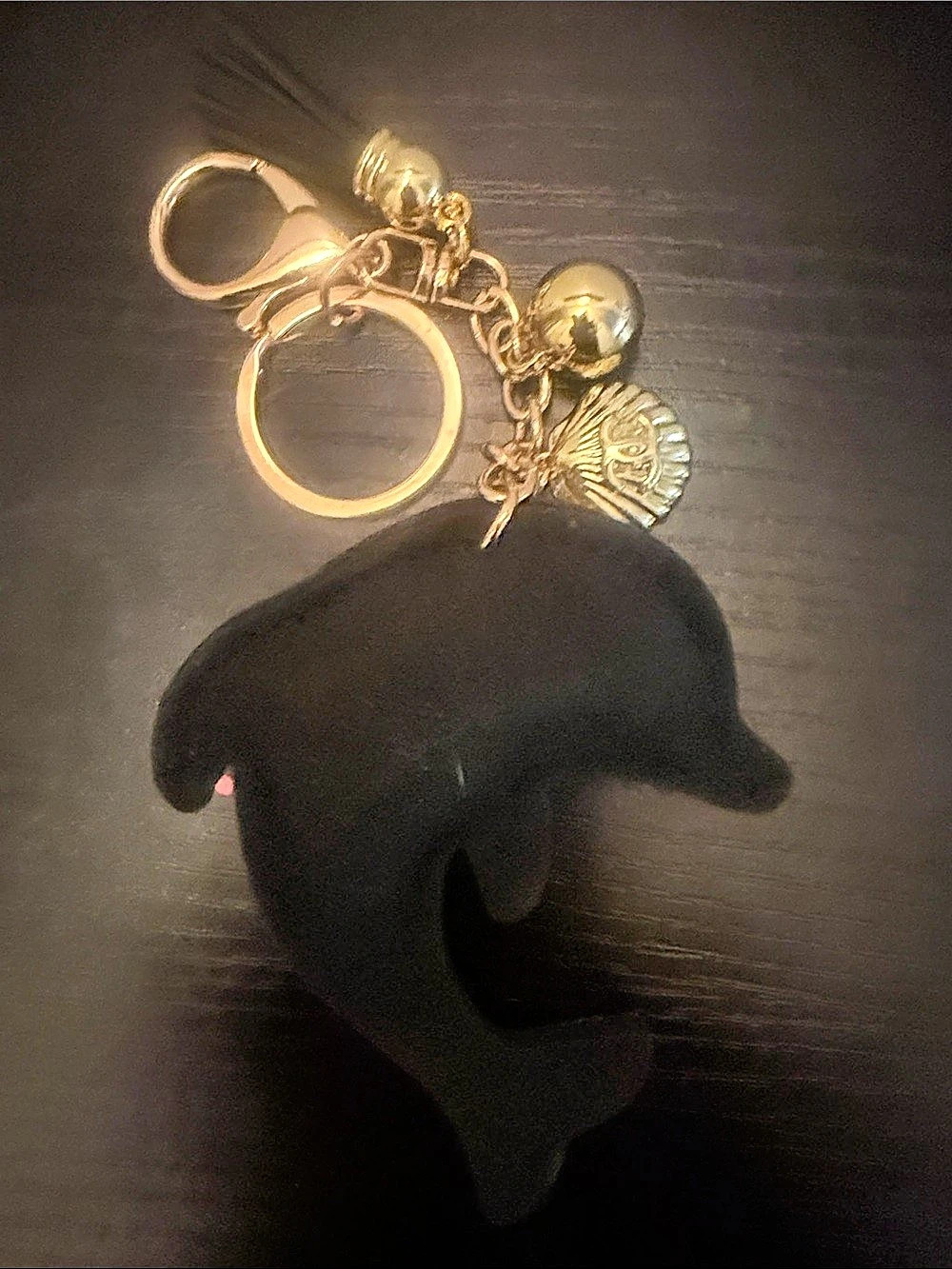 Inspired Dolphin & Shell Rhinestone Keychain in Gold - Picture 4 of 5